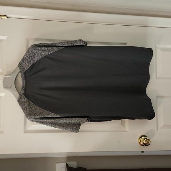 Blue Jay's tshirt - Picture 3 of 3